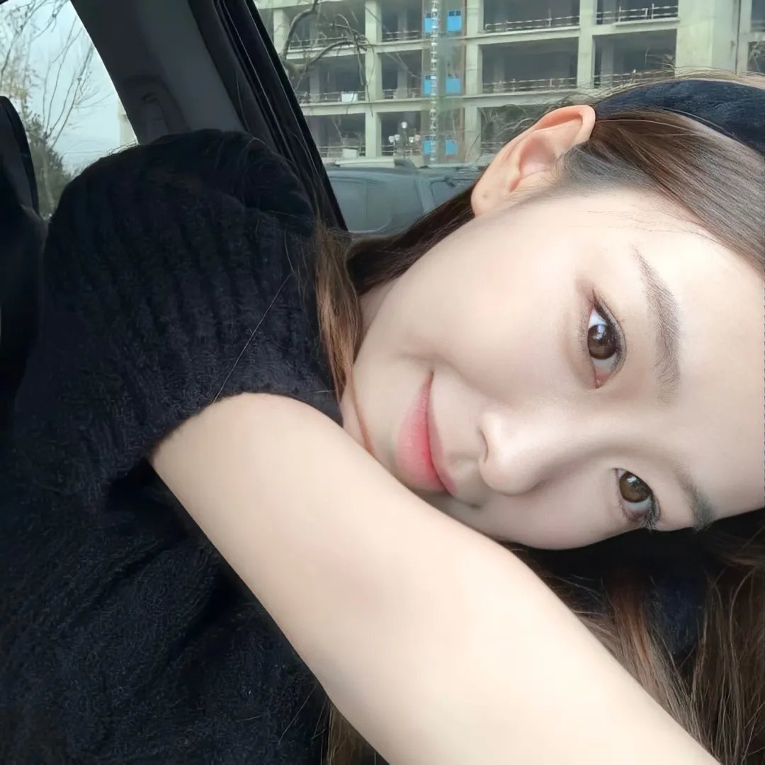 闪婚后夫人竟有两副面孔